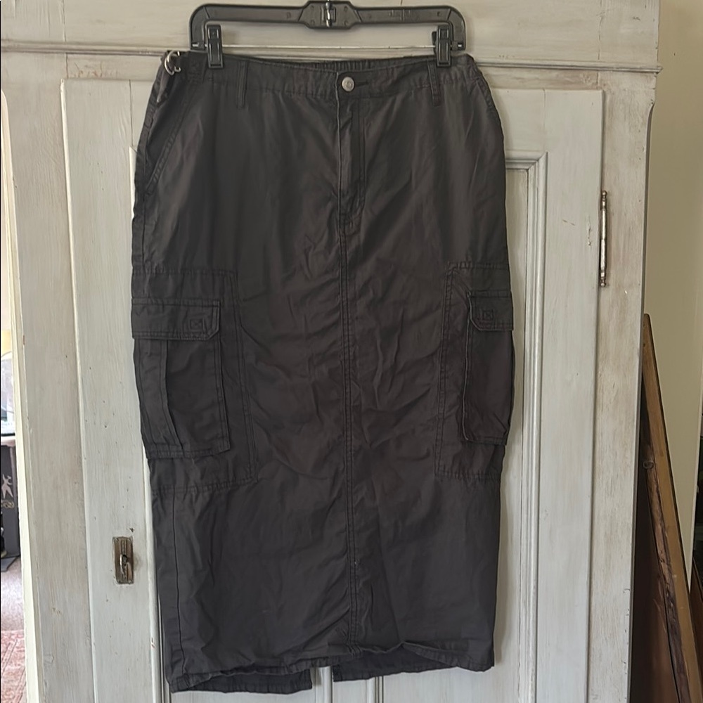Wild Fable Charcoal Cargo Skirt size M